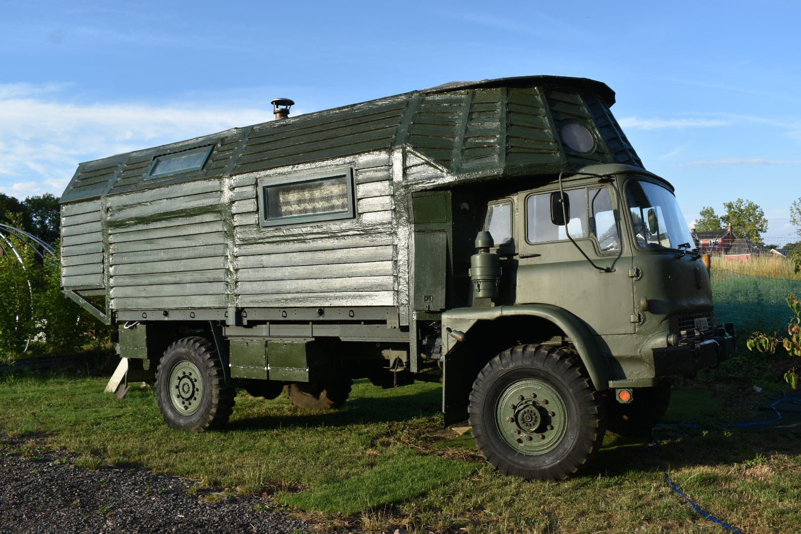 Armadillo – Classic Bedford Truck